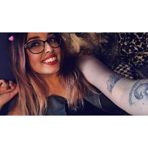 Meet your Posher, Becky